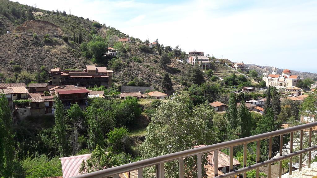 Ekali Hotel Kakopetriá Extérieur photo