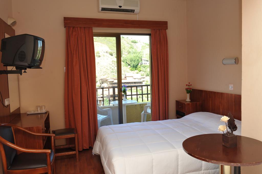 Ekali Hotel Kakopetriá Extérieur photo