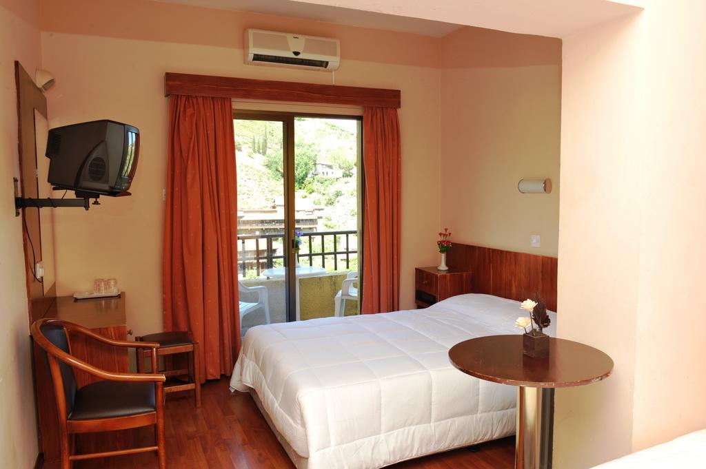 Ekali Hotel Kakopetriá Extérieur photo